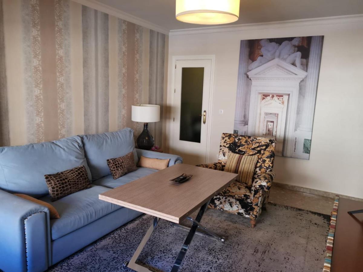 Apartamento Cream Mrz Rentals Jerez de la Frontera Luaran gambar