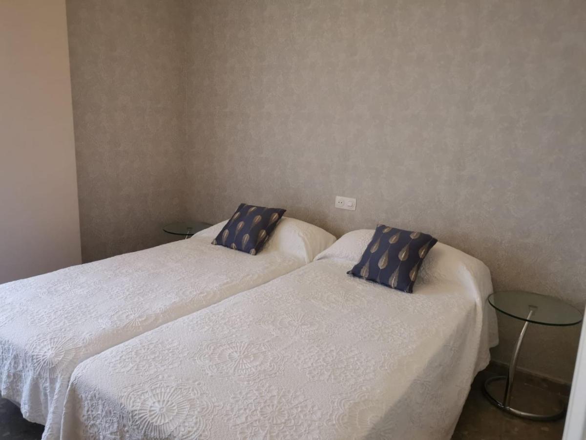 Apartamento Cream Mrz Rentals Jerez de la Frontera Luaran gambar